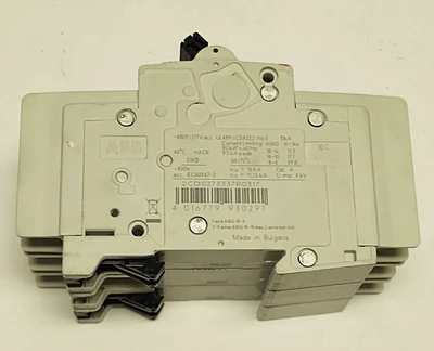 ABB SU203M-K3 3 Pole 3A 277/480v Circuit Breaker DIN Rail