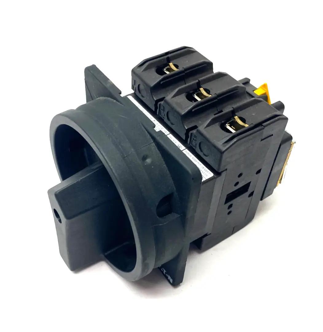 USED EATON, MOELLER P3-63/EA/SVB-SW ROTARY DISCONNECT MAIN SWITCH, FLUSH MOUNT, BLACK