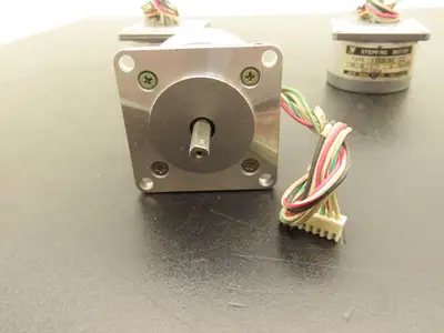 Japan Servo KP56HM2-022 Servo Stepping Motor 1.8° 18VDC  Lot of 3