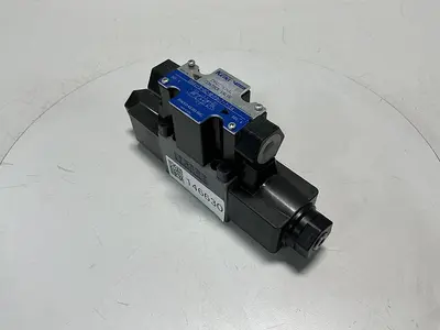 USED TOKYO KEIKI DG4V-3-0C-M-P2-T-7-54
