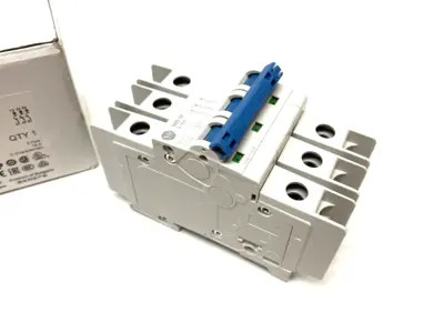 USED ALLEN-BRADLEY SER. D CIRCUIT BREAKER 3-POLE 16A
