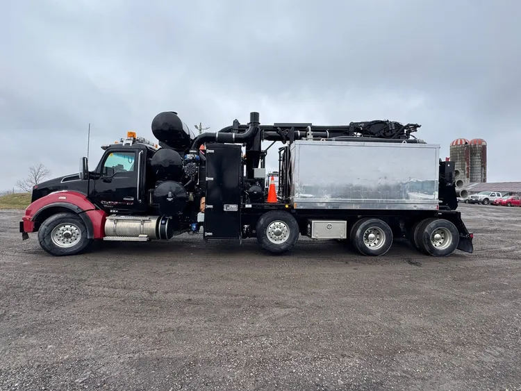 Used 2021 WESTECH Wolf Hydro Excavators Ontario CA | Title Equipment & Recreation Inc. #792303