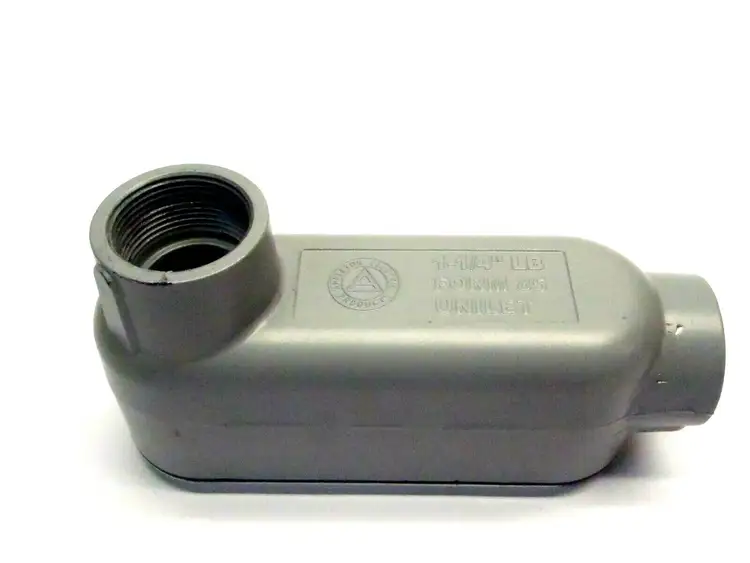 Used APPLETON ELECTRIC CONDUIT BODY 1-1/4 INCH WITH COVER Electrical Fittings | Maverick Industrial Sales #1119935