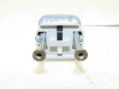 Allen Bradley 800TC-J91A Pushbutton Switch 3-Position Spring Return Both *READ*