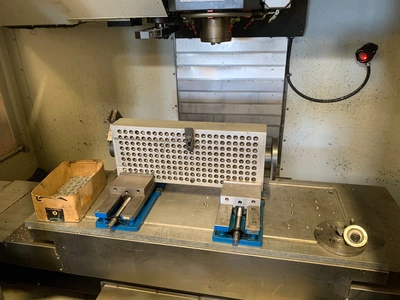 2015 HAAS VF-4SS Vertical Machining Centers | PM Machines (10)