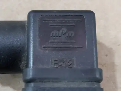 NEW INDUSTRIEREGLER UR3K-015GM065
