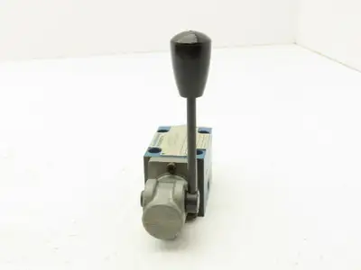 Rexroth 4WMM6J53/B08V Manual Hydraulic Directional Spool Valve 3-Position