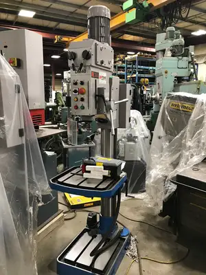 YUWE DM40 Gear Head Drilling Machine