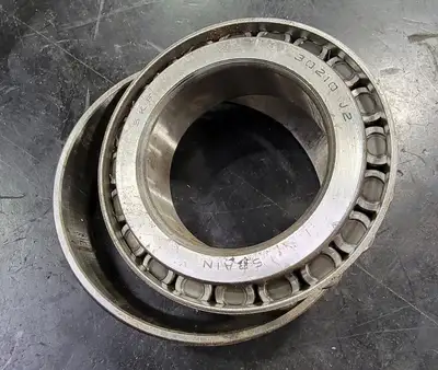 NEW SKF 30210 J2