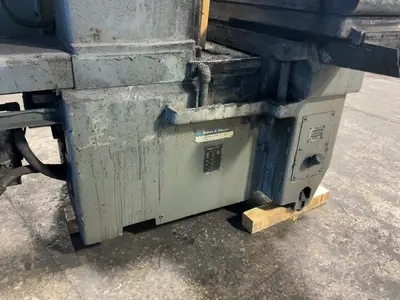 USED BROWN & SHARPE 824 MICROMASTER