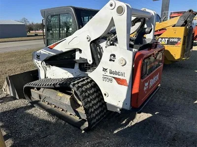 USED 2019 BOBCAT T770