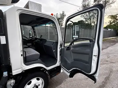 Used 2017 ISUZU NPR XD Reefer Trucks Florida US | Truck and Van Outlet #1509165