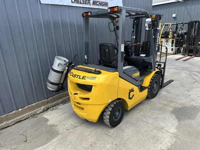 New | in-Stock CASTLE LP5000 Liquid Propane Forklifts Michigan US | KD Equipment Sales #1548817