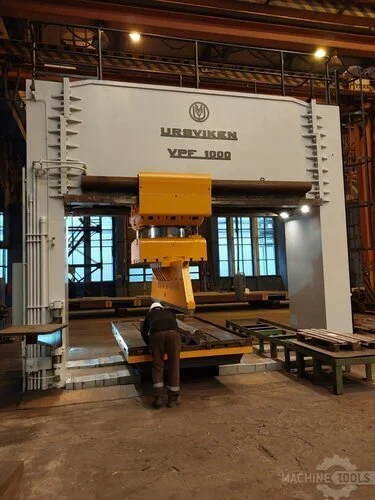 Used 1970 URSVIKEN VPF 1000/800-5,0 Hydraulic Presses NL | Mach 4 Metal 10 #116340