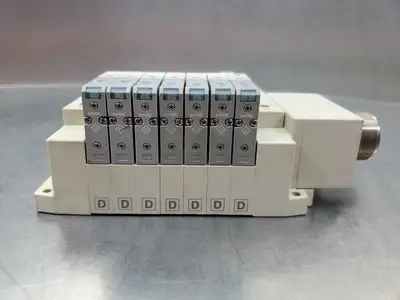 SMC SV1400-5FU 7-Module 24VDC Valve Manifold. 6D-19