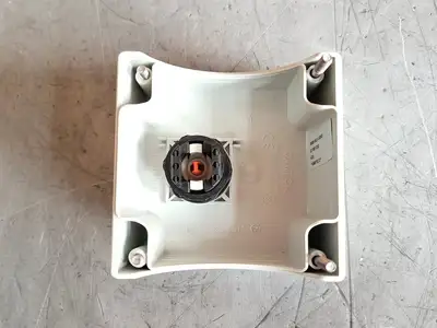 NEW SIEMENS 3SB3 801-0DB3