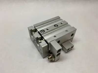 MXS20-20AS | SMC  Precision Slide Table, 20mm Bore, 20mm Stroke - Used