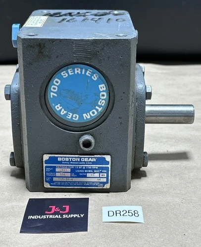 NEW Boston Gear 715-10-G