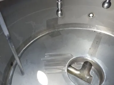 700 l vertical stainless steel storage tank