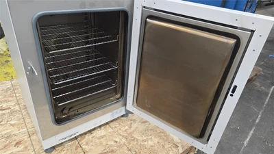 1.44 KW Heratherm Oven Thermo Scientific Size 4, FPM 7316, New In 2015