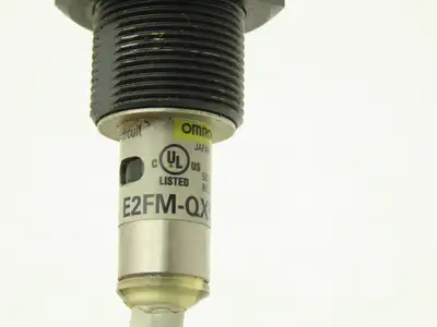 Omron E2FM-QX5D1 Inductive Proximity Sensor 36" Cut Cable