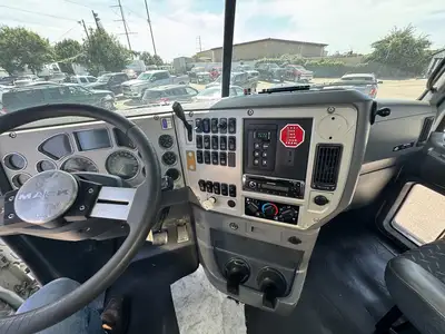 Used 2013 MACK GU713 Fuel & Lube Trucks Texas US | MCO Truck & Equipment #1513765