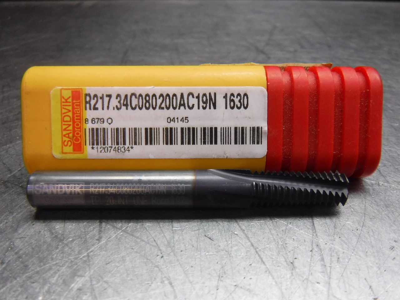 Sandvik 7/16-20 Carbide Thread Mill Coolant Thru R217.34C080200AC19N (LOC1014A)
