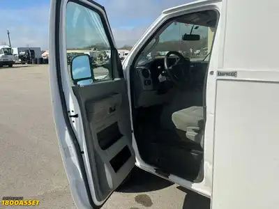 USED 2022 FORD E-350 SUPER DUTY UTILITY VAN