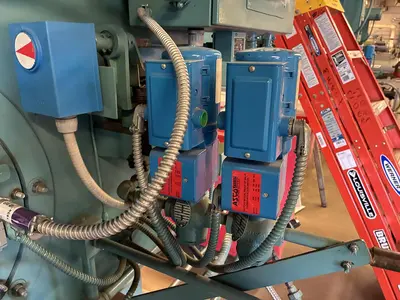 USED 2002 CLEAVER BROOKS CBI200-350-015