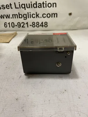 Honeywell L604A 1177 Pressuretrol Pressure Controller 5-50PSI 250V