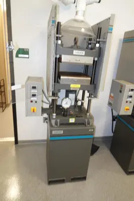 Used _UNKNOWN_ _UNKNOWN_ Heated Platen Hydraulic Press Texas US | Federal Equipment Company #1708600