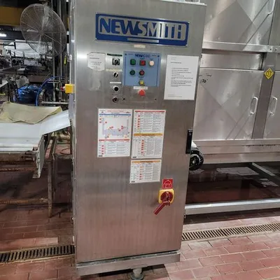 Used 2001 NEWSMITH KM1264 Bakery Tray Cleaners California US | BakeryEquipment.com #1554494