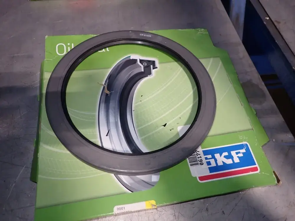 NEW SKF CR81246