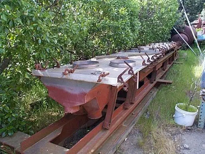 Used CARRIER _UNKNOWN_ Vibratory Conveyors California US | Machinery & Equipment 4 #137357