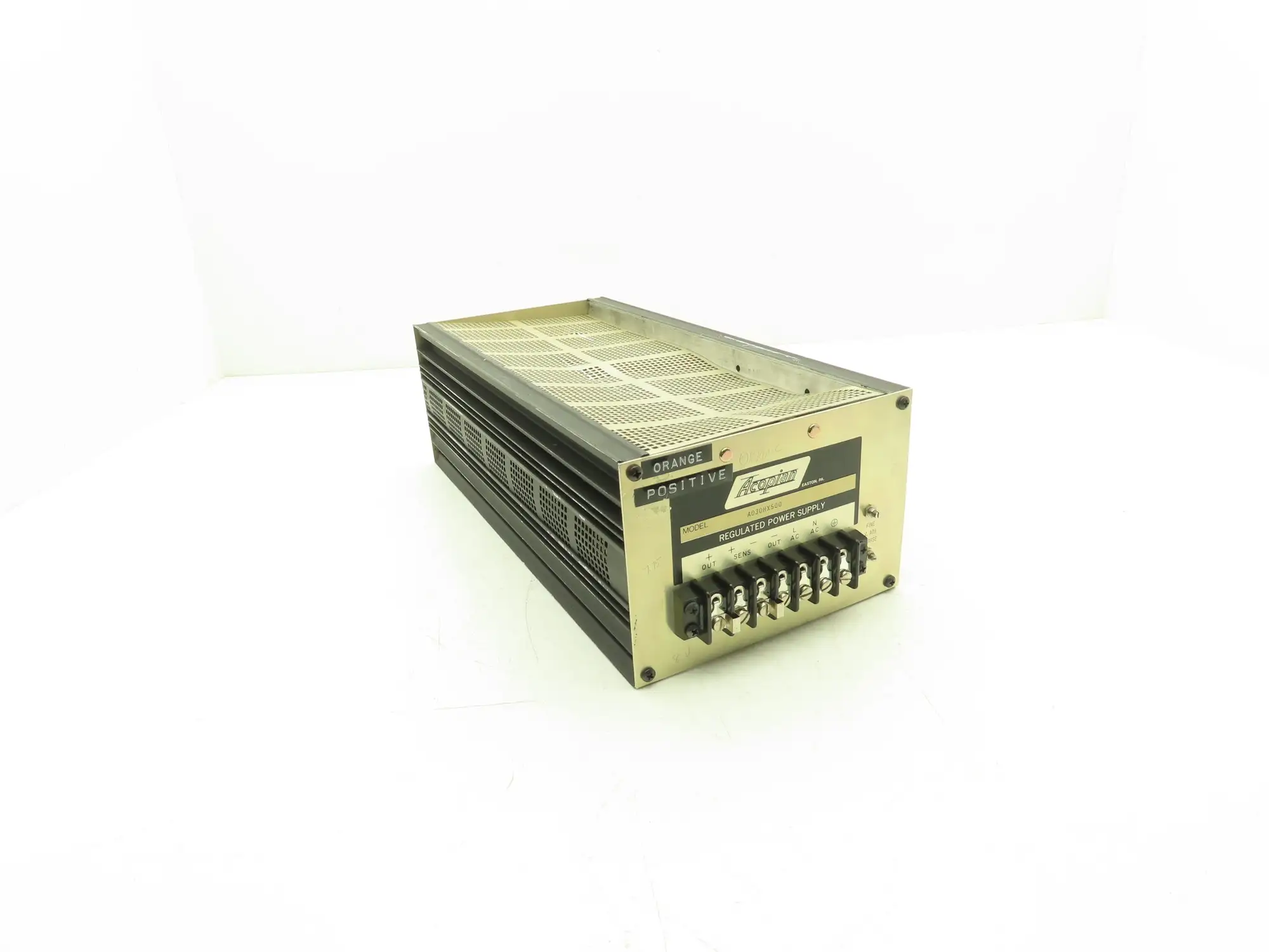 Acopian A030HX500 Regulated Power Supply 120V Input 30VDC Output