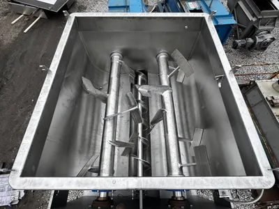 USED 2019 WEILER M12900