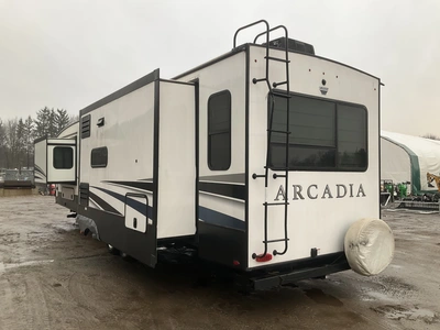 Used 2022 KEYSTONE ARCADIA Campers, Caravans, Motorhomes Michigan US | Miedema Asset Management Group #1304645
