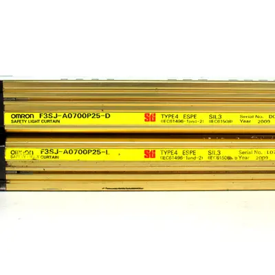 USED OMRON F3SJ-A0700P25