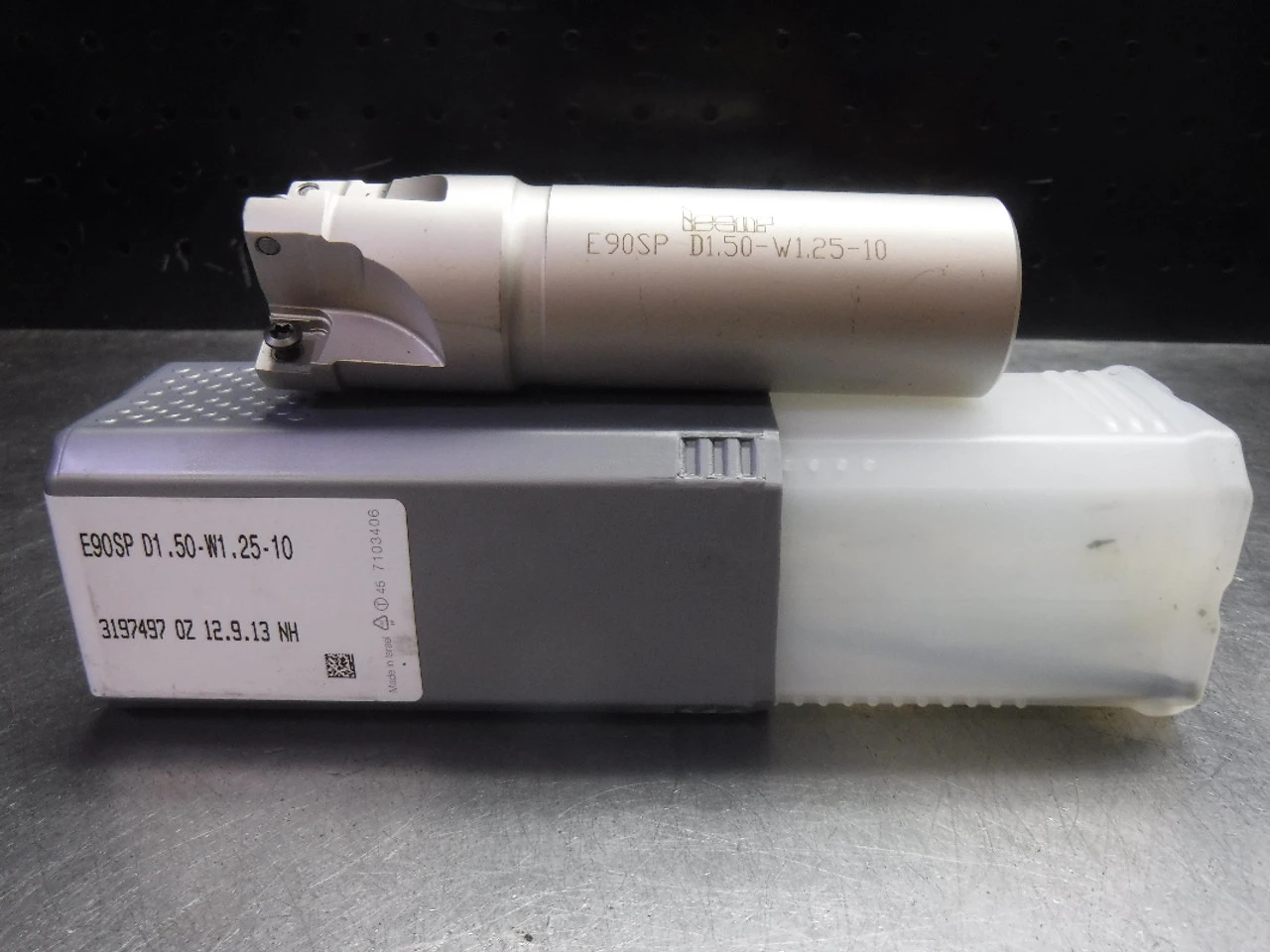 Iscar HELIQUAD 1.5" Indexable Endmill 1.25" Shank E90SP D1.50-W1.25-10 (LOC2621)