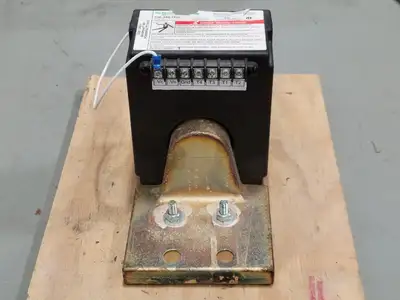 USED SCHNEIDER ELECTRIC 252-7563