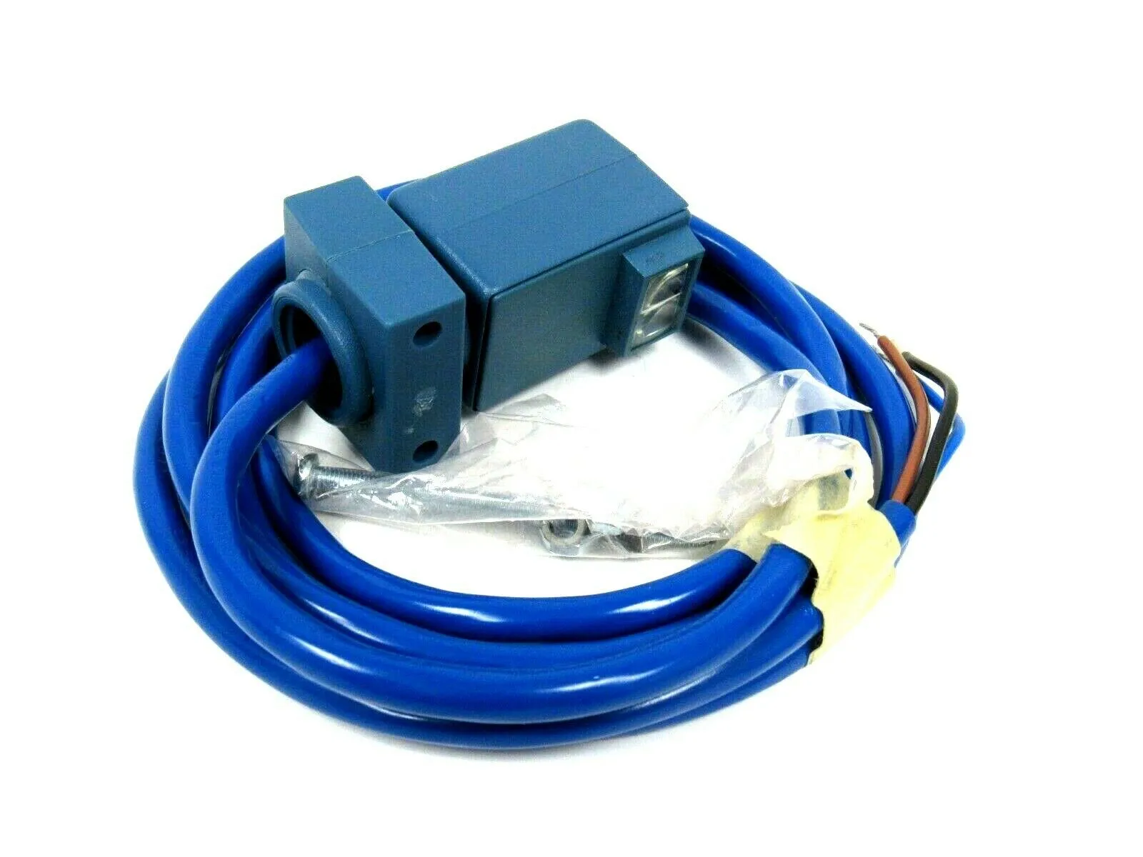 NEW R-H 59500 PROXIMITY SWITCH RH59500