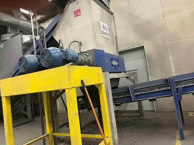 USED 2012 SHRED TECH ST100