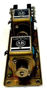 ALLEN BRADLEY 200-EXL220Z2 STARTER RELAY 2 POLE 230V 200EXL220Z2 NEW, SURPLUS