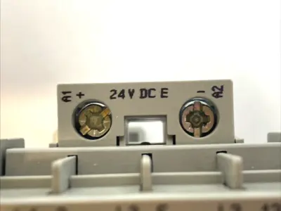 USED ALLEN‑BRADLEY 3-POLE 23A CONTACTOR 24VDC COIL 1NO IEC