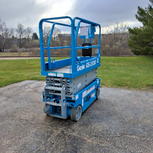 Used 2018 Genie GS-1930 Scissor Lifters Wisconsin US | Stack Equipment #924991