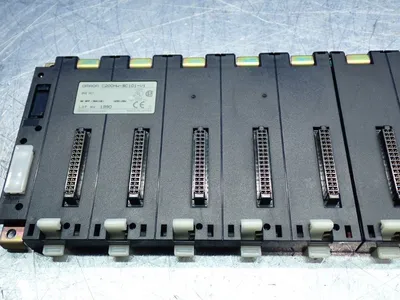 Used OMRON C200HWBC101V1 PLC Expansion Units Ohio US | HGR 24 #751719