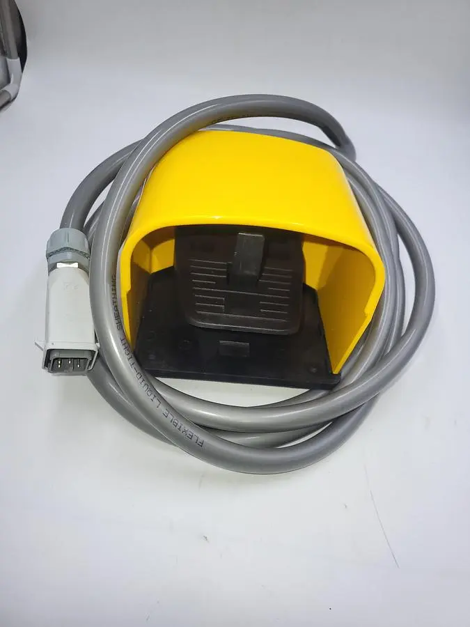 New | in-Stock PIZZATO PX 12040-C FOOT SWITCH BY PIZZATO Switch Parts | ND Industrial Surplus #1217008