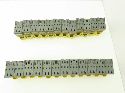 Bussman OPM-1038RC Optima Fuse Holder 30A 600V for Buss Class CC Fuse Lot of 24