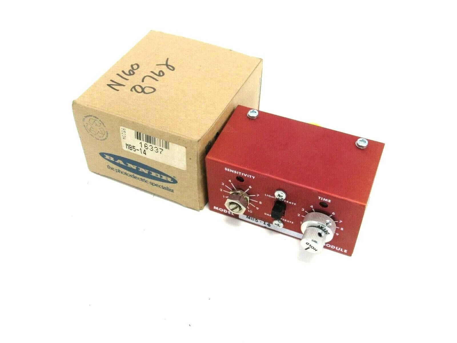 NEW BANNER MB5-14 PHOTOELECTRIC AMPLIFIER 16337 MB514