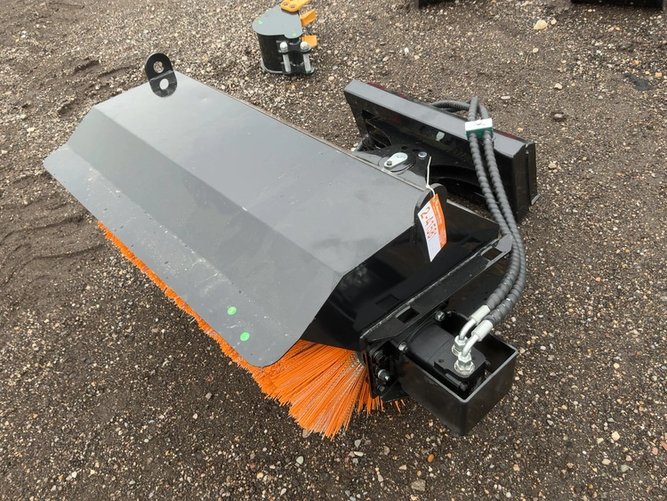 Used _UNKNOWN_ _UNKNOWN_ Power Brooms Michigan US | Miedema Asset Management Group #1579423